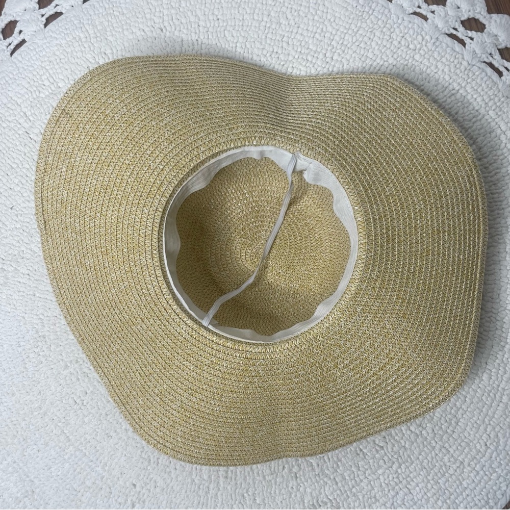 Bohemian Large straw hat with beading detailing with chin strap and bow tie - Picture 11 of 15